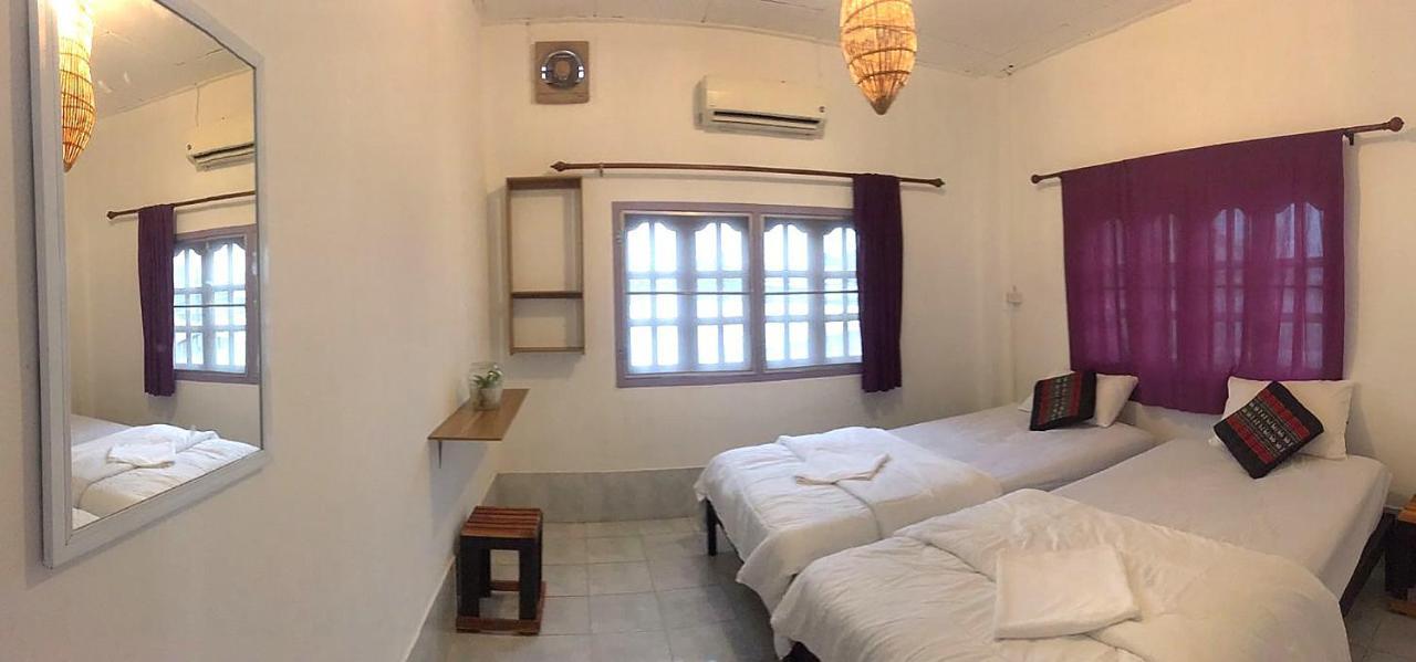 Bamboo Hostel Thakhek Eksteriør bilde