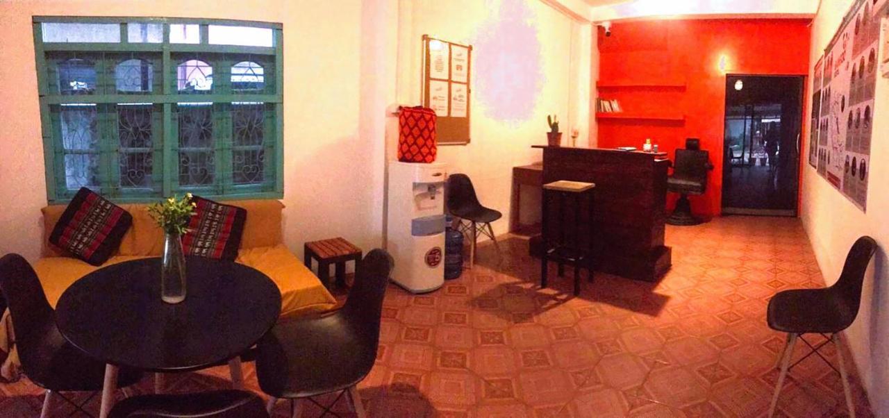 Bamboo Hostel Thakhek Eksteriør bilde